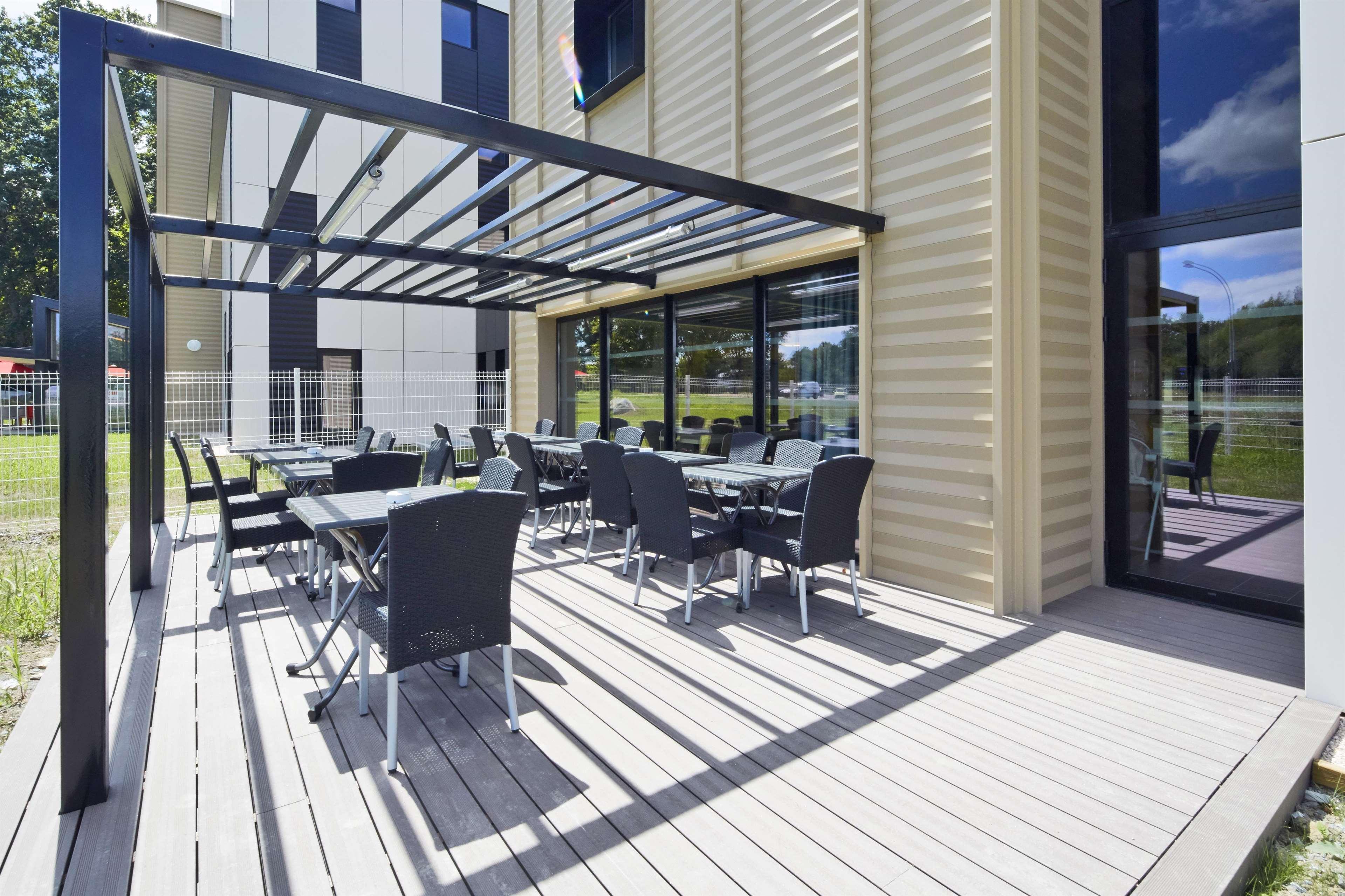 Kyriad Prestige Pau - Palais Des Sports Екстериор снимка